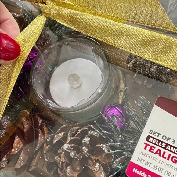 NEW* WINTER TEALIGHT CANDLE HOLDER SET - Picture 11 of 13